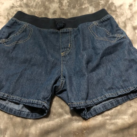 Size 14 Children's Place cotton shorts - Picture 1 of 4